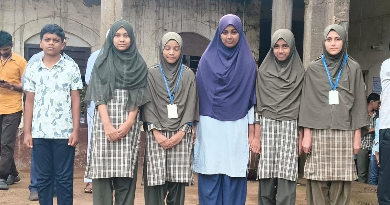 Ajaras Urdu High School Leaves an Outstanding Mark